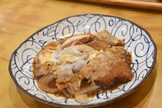 手打ちうどんからカツ煮まで揃う「お食事処 厚澤」にノックアウト【Ｐ専食堂】