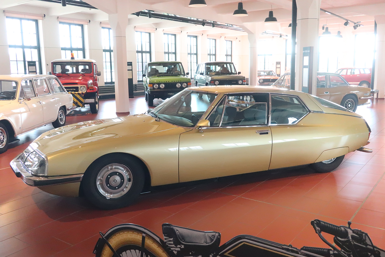 1971 Citroen SM 3-Door Hatch-Back Coupe