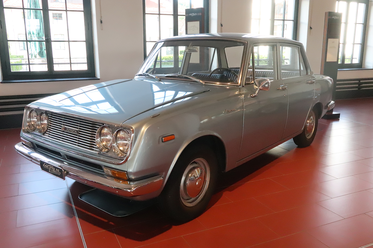 スイスの片田舎の自動車博物館でいまや日本でも貴重な数々の国産旧車に出会った 〜 画像18