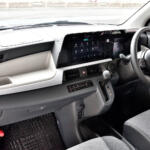 【画像】【試乗】スズキ新型軽EV「eスカイ」に乗った！　EVらしさを抑えた「あえての普通っぷり」を打ち出した理由 〜 画像8