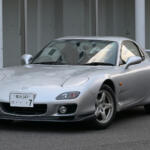 【画像】免許返納と共にマツダへと寄贈された極上の個体！　日本一有名なRX-7に乗ったら「ロータリーの灯火を消しちゃダメ」を改めて感じた 〜 画像25