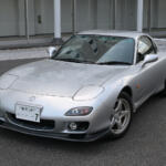 【画像】免許返納と共にマツダへと寄贈された極上の個体！　日本一有名なRX-7に乗ったら「ロータリーの灯火を消しちゃダメ」を改めて感じた 〜 画像27