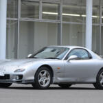 【画像】免許返納と共にマツダへと寄贈された極上の個体！　日本一有名なRX-7に乗ったら「ロータリーの灯火を消しちゃダメ」を改めて感じた 〜 画像30