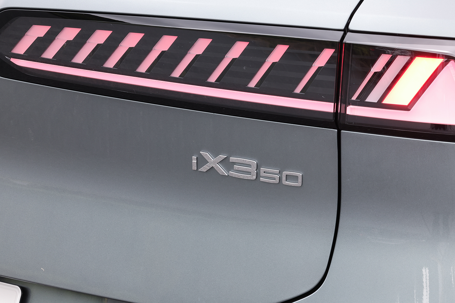 ノイエクラッセ第１弾のBMW iX3には駆け抜ける歓びがあった 〜 画像10