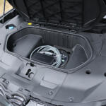 【画像】【試乗】ノイエ・クラッセ第１弾のBMW iX3はあらゆるところに最新技術満載！　それでも失われない「走りのBMWらしさ」 〜 画像17