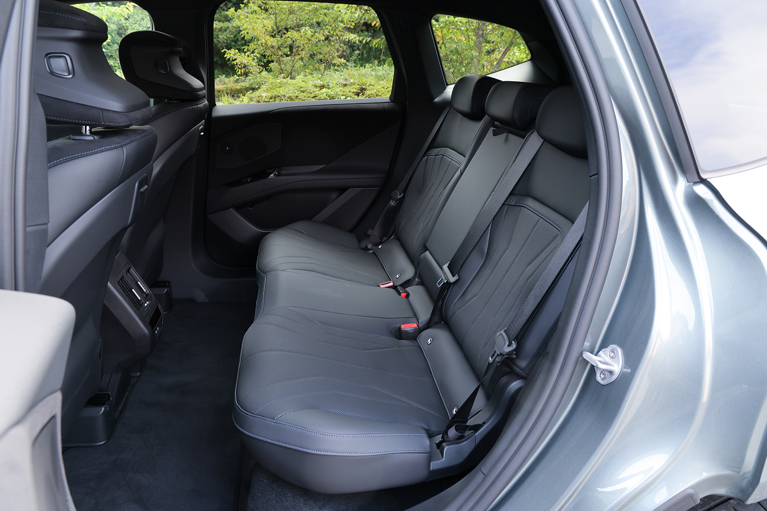 ノイエクラッセ第１弾のBMW iX3には駆け抜ける歓びがあった 〜 画像25