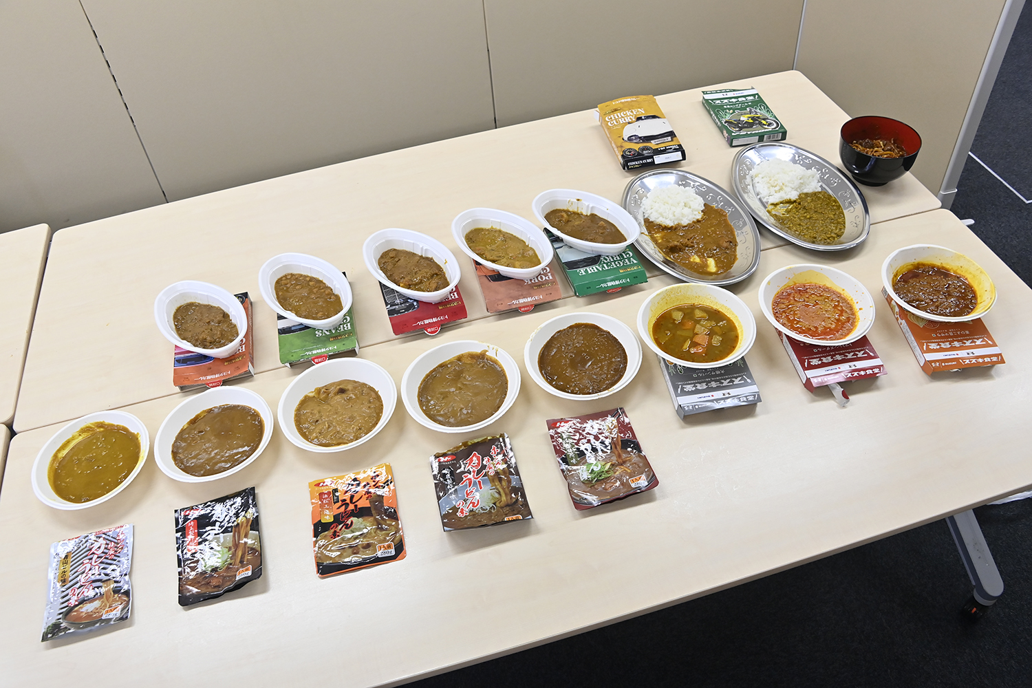 自動車メーカーの社員食堂のレトルトカレー16種類を食べ比べ【Ｐ専食堂】 〜 画像49