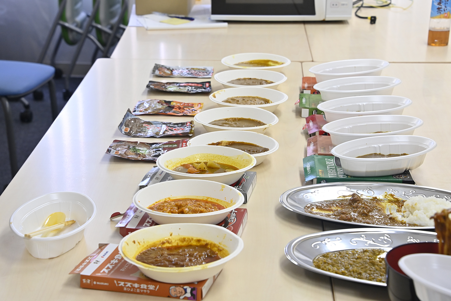 自動車メーカーの社員食堂のレトルトカレー16種類を食べ比べ【Ｐ専食堂】 〜 画像63
