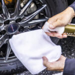 【画像】真夏の洗車はスピード勝負が鉄則！　ボディを傷めるNGな洗い方と使える時短アイテムとは 〜 画像27
