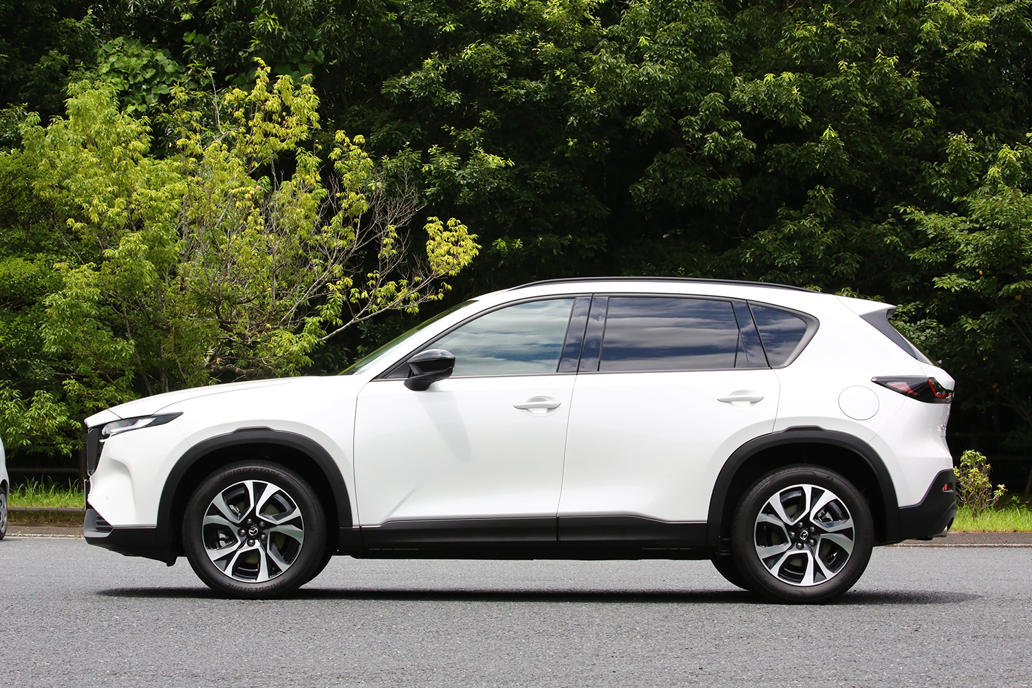 マツダCX-5のサイドビュー