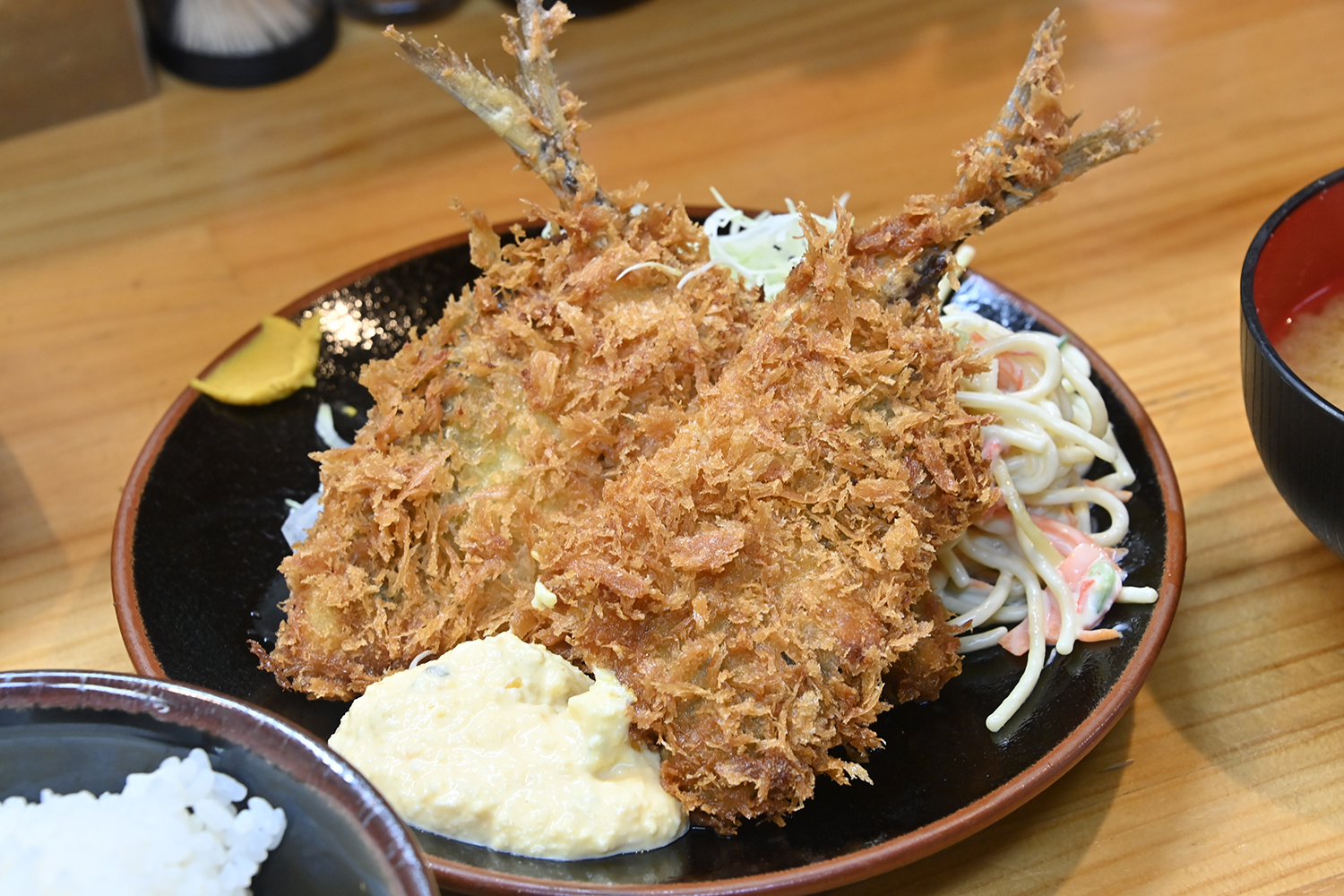 「市場食堂 大阪屋」のアジフライ