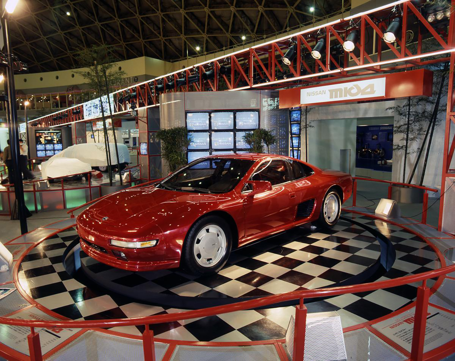 東京モーターショーで展示された日産MID４