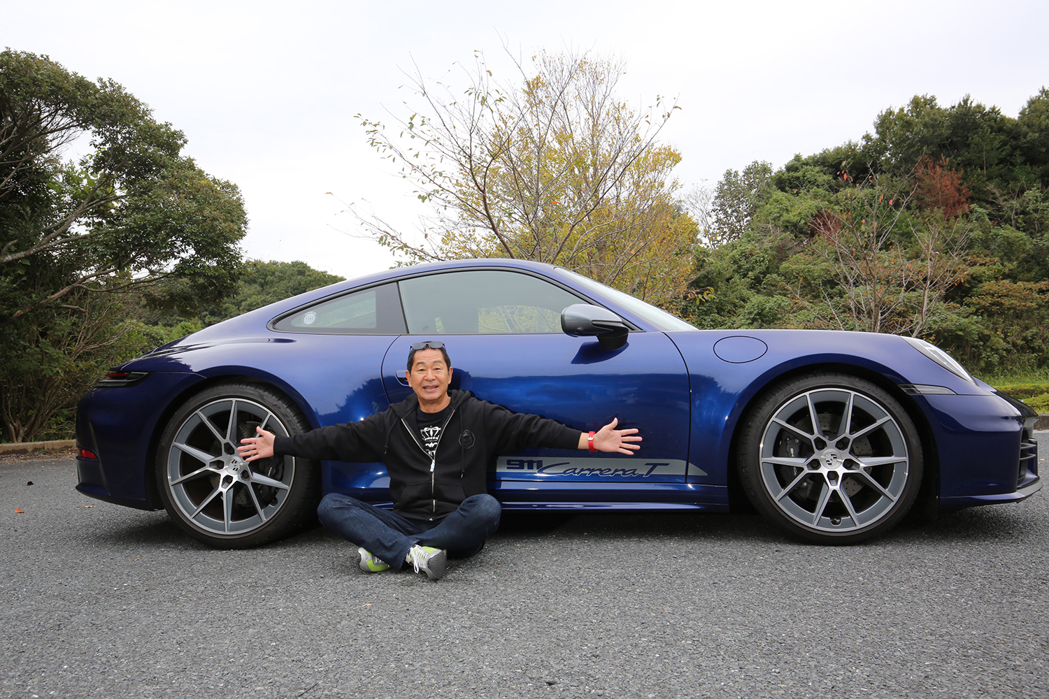 「速さじゃなく楽しさ」をわかっている。ドリキンが語るパワーは低いがMTのポルシェ911「カレラT」が最強に面白い理由【土屋圭市 峠賛歌】