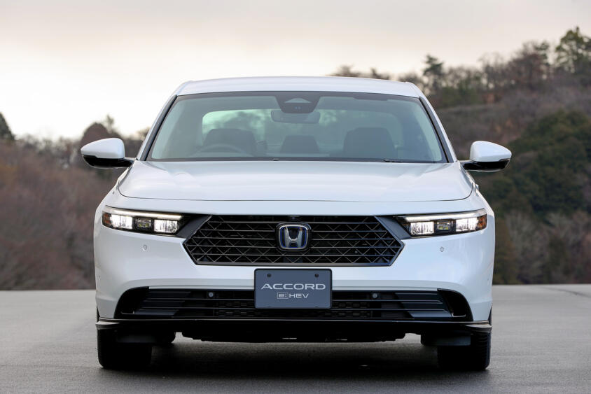 日本で見かけないからって「失敗作」とかナメるなよ！　海外じゃバカ売れ大ヒットの日本車４台