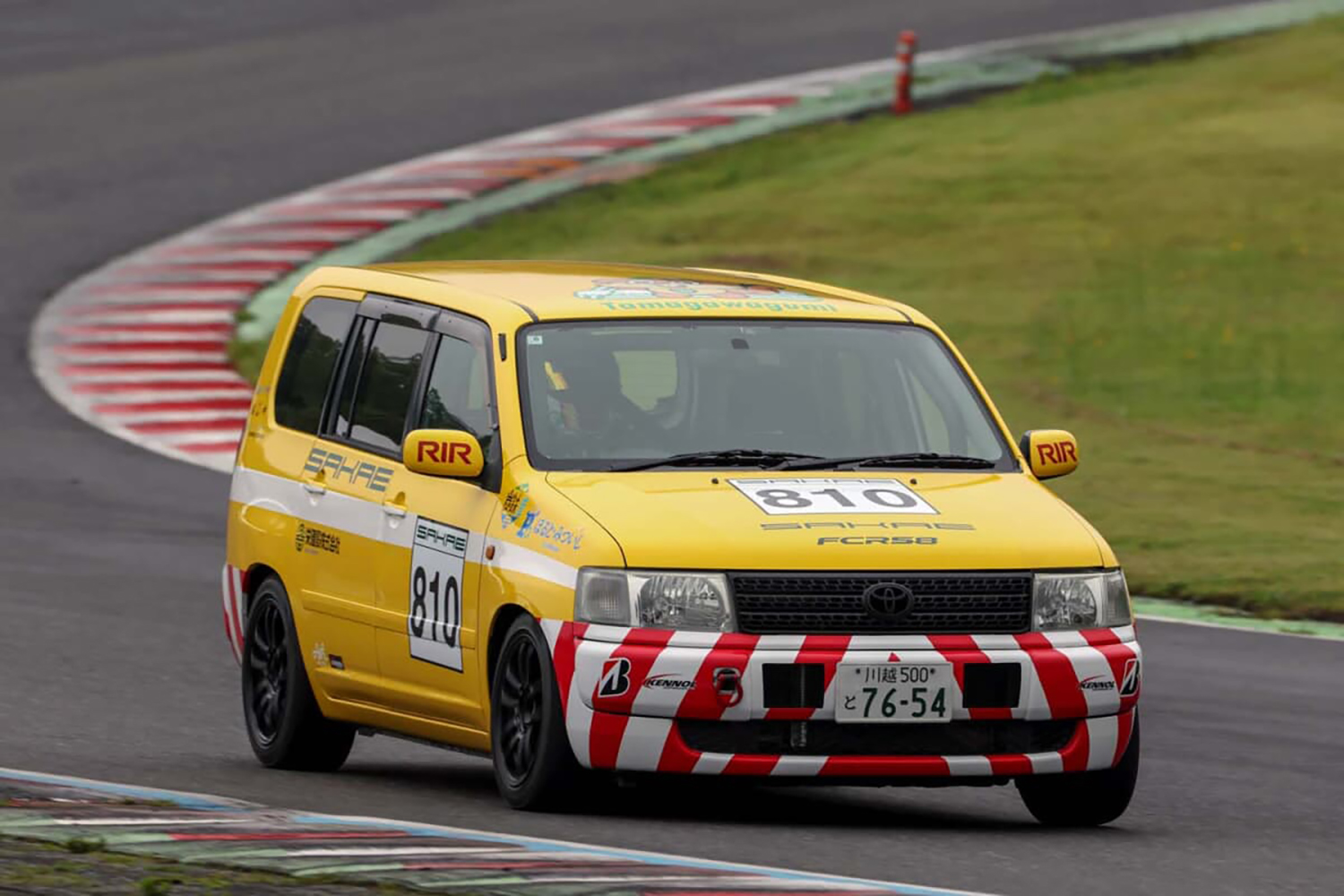 S耐チャレンジに参戦しているプロボックス