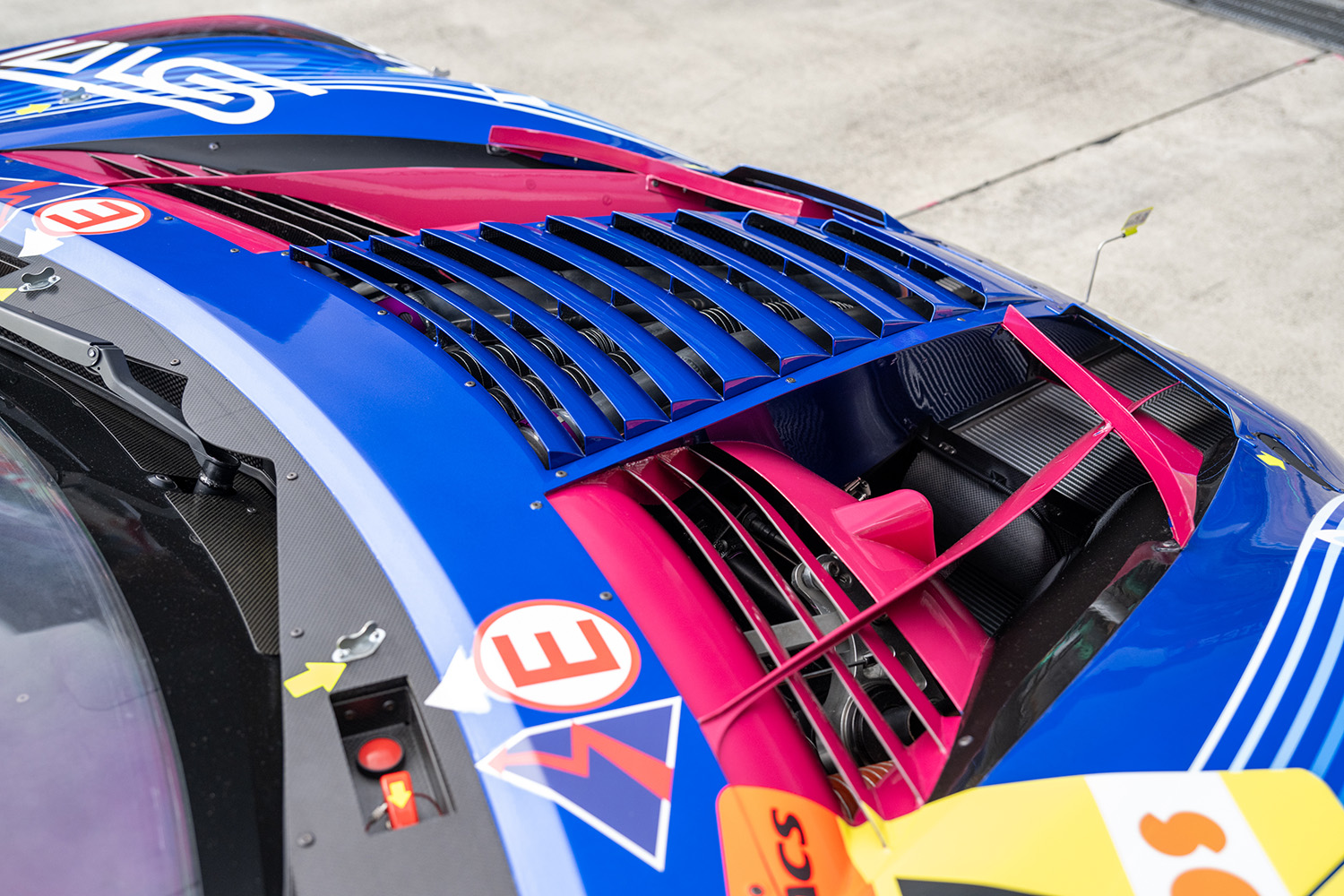 スバルBRZ GT300 ボンネット