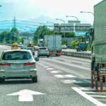 【画像】高速道路の「ノロノロ合流」は危険なだけじゃなく違反に繋がる可能性もある！　合流車線は「速やかに加速」が正解だった!! 〜 画像2