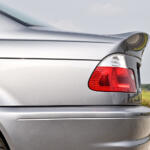 【画像】野蛮とさえ思える走り命のM3！　いまや新車価格の３倍で取引される「E46型M3 CSL」こそMの真骨頂!! 〜 画像2