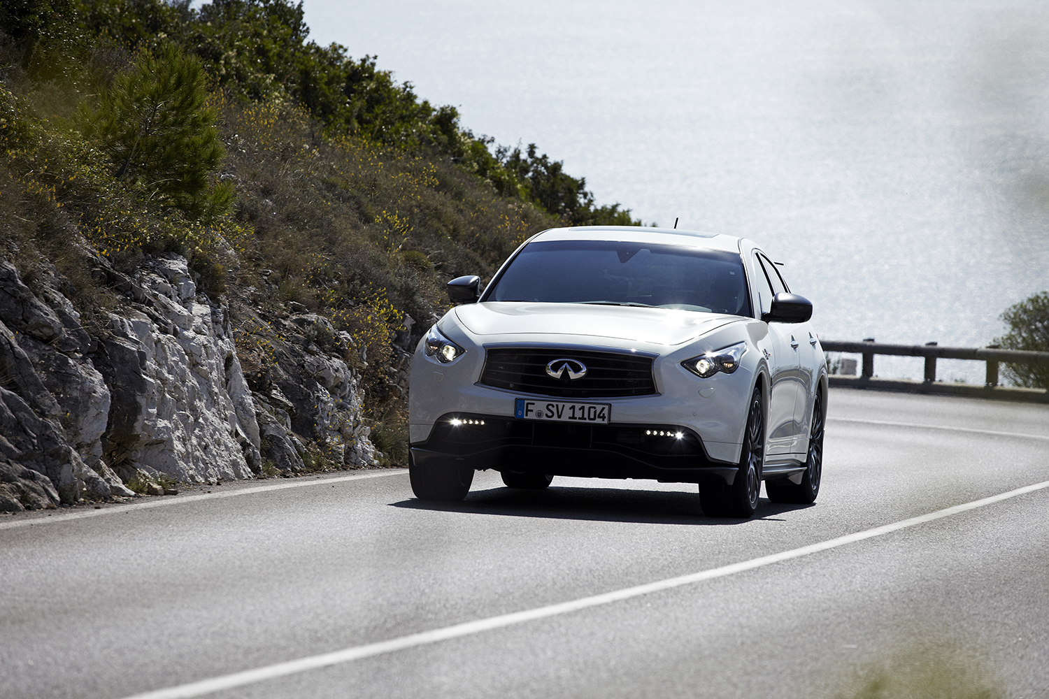 300km/hを目指した「FX50ベッテルエディション」 〜 画像7