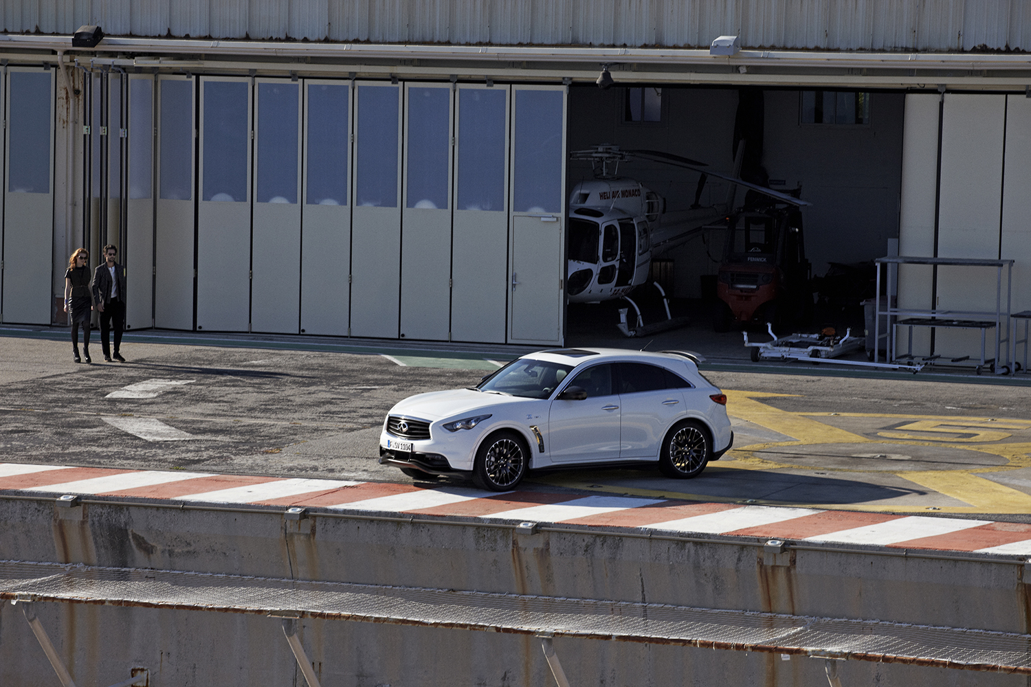 300km/hを目指した「FX50ベッテルエディション」 〜 画像25