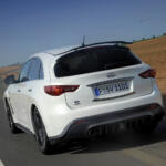 【画像】300km/hを目指すもわずかに届かず！　F1王者ベッテルの要望で作られたSUV「FX50ベッテルエディション」に込められた日産の本気っぷり 〜 画像57