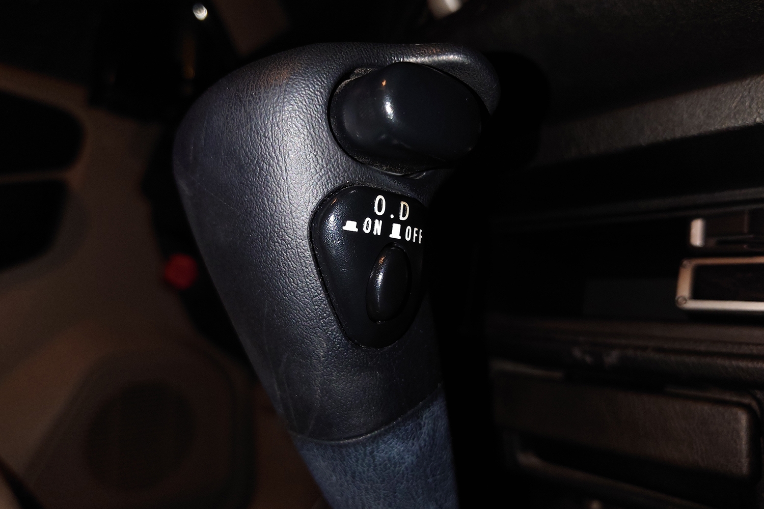 いつの間にか消えたオーバードライブスイッチの役割