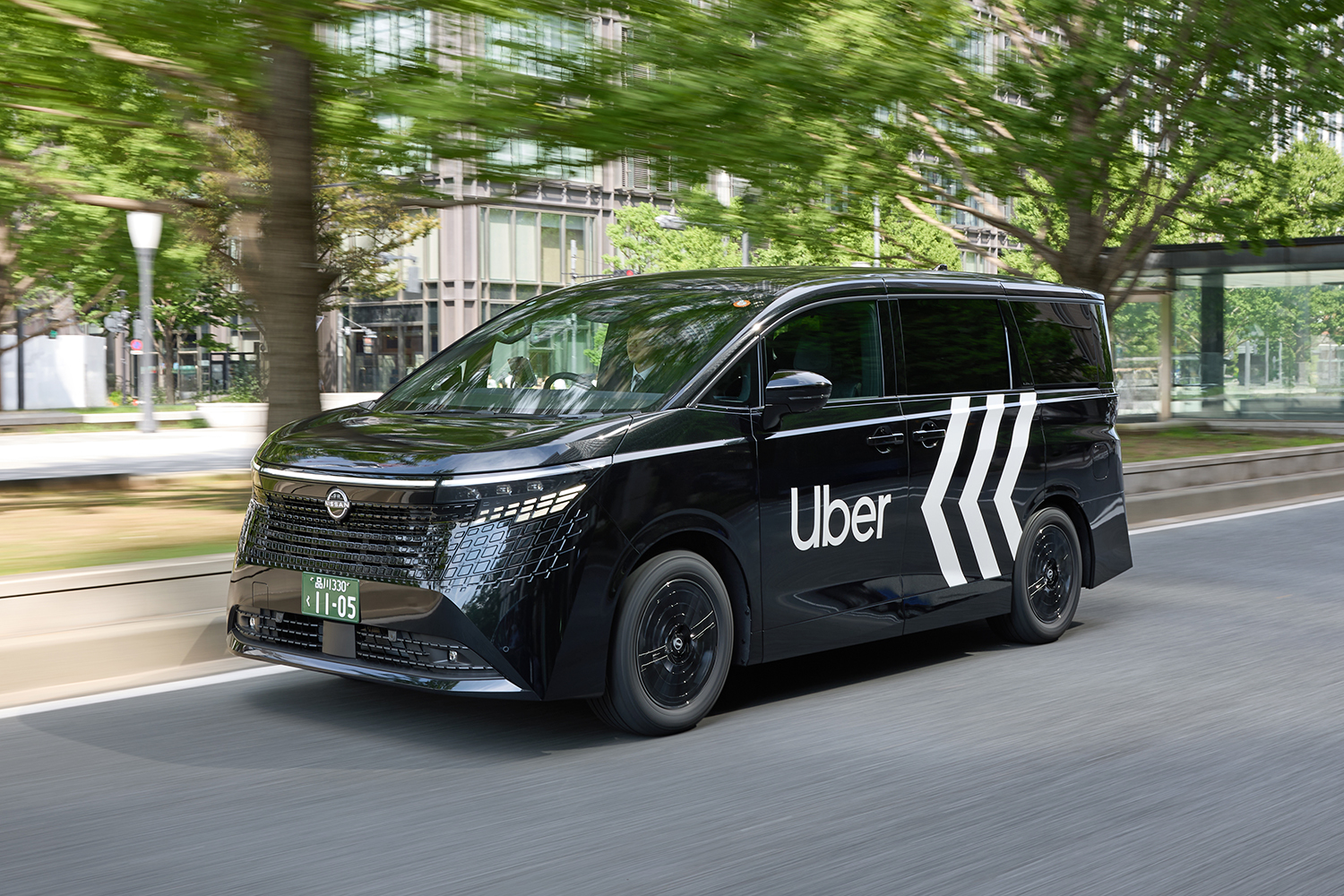 新型エルグランドがUberの高級配車車両に 〜 画像1