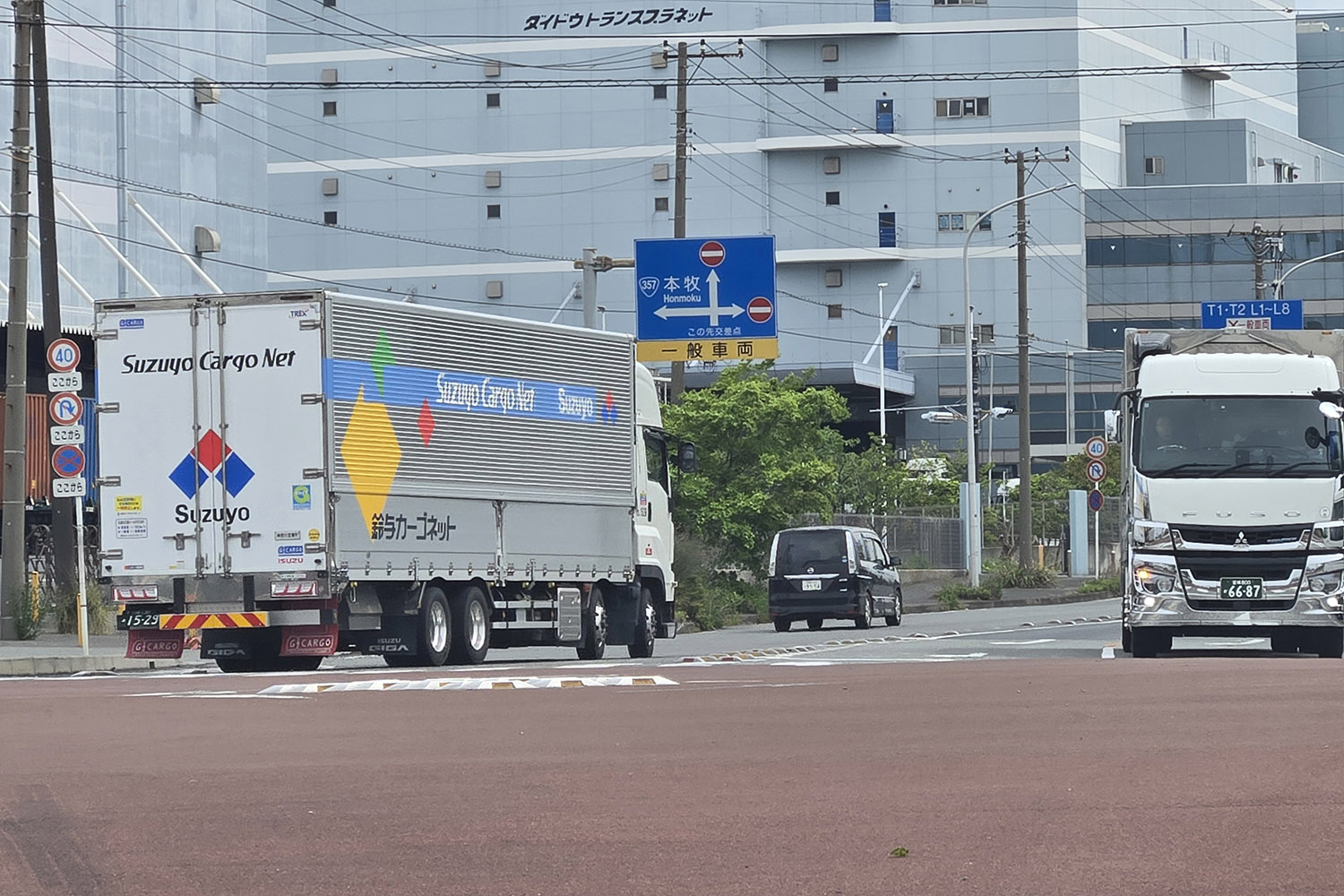 港湾地区に見る大型トラックが生み出す独特の交通事情 〜 画像3