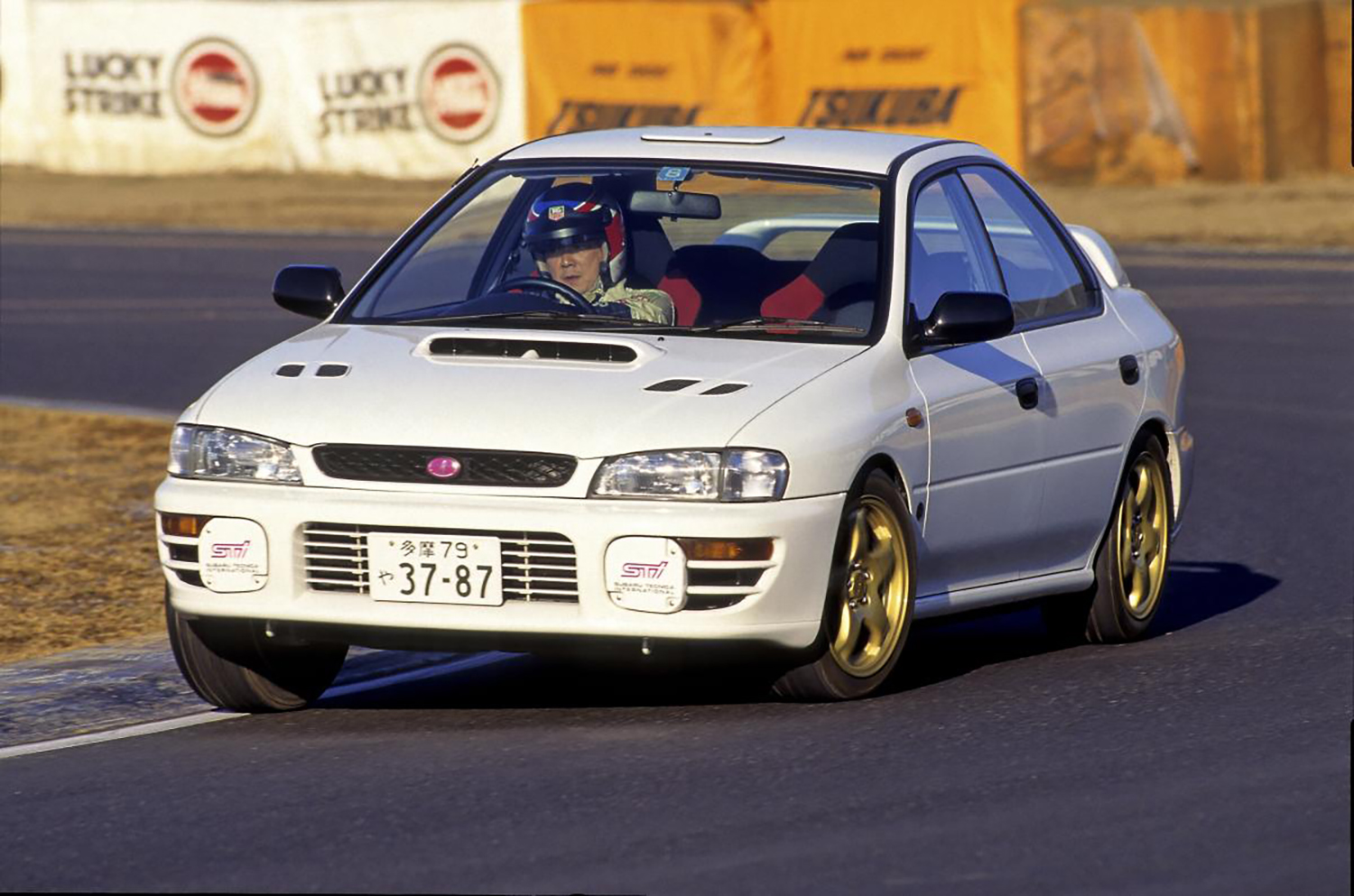 スバル・インプレッサWRX STI