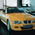 【画像】小型軽量オープンのBMW Z3にV12をぶち込む狂気！　BMWが自ら作った幻の魔改造車 〜 画像10