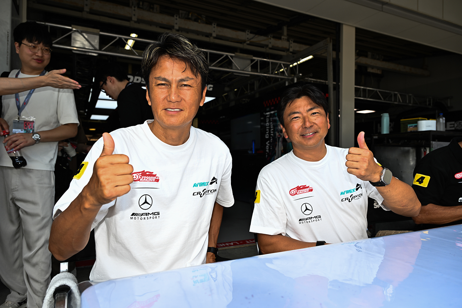 4号車を担当する谷口選手と片岡選手