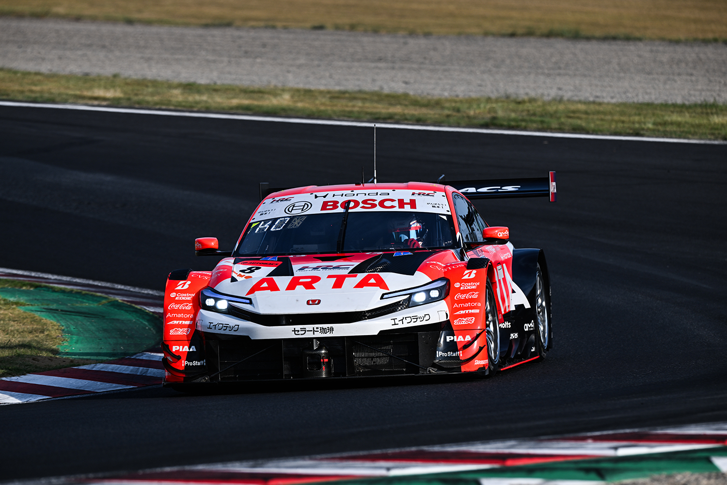 レーシングドライバーが愛用するヘルメットのデザインはどうやって決めてる？ 〜 画像10