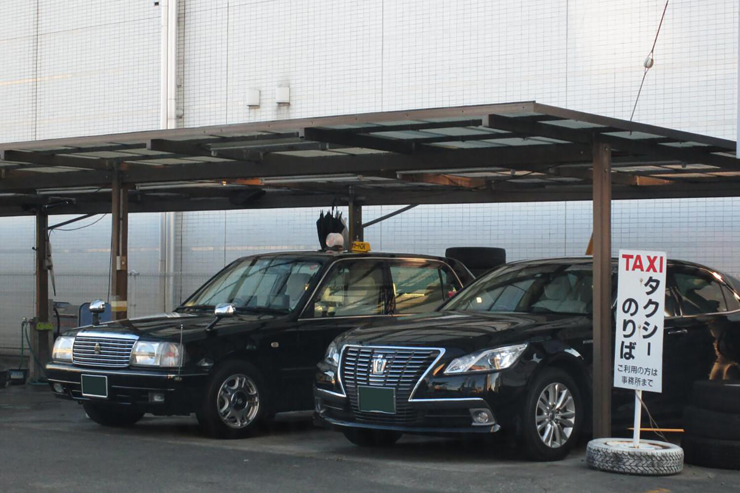 タクシーの車庫のイメージ