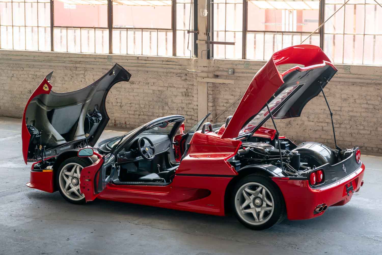フェラーリ F50