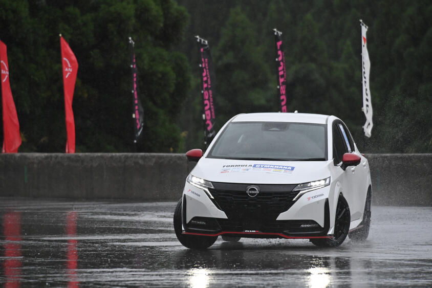 タイムの正確さを競う女子クラスは手に汗握る一騎打ち！　フォーミュラジムカーナRd.３億位武器モーターパークに挑む女子ドライバーの意気込み