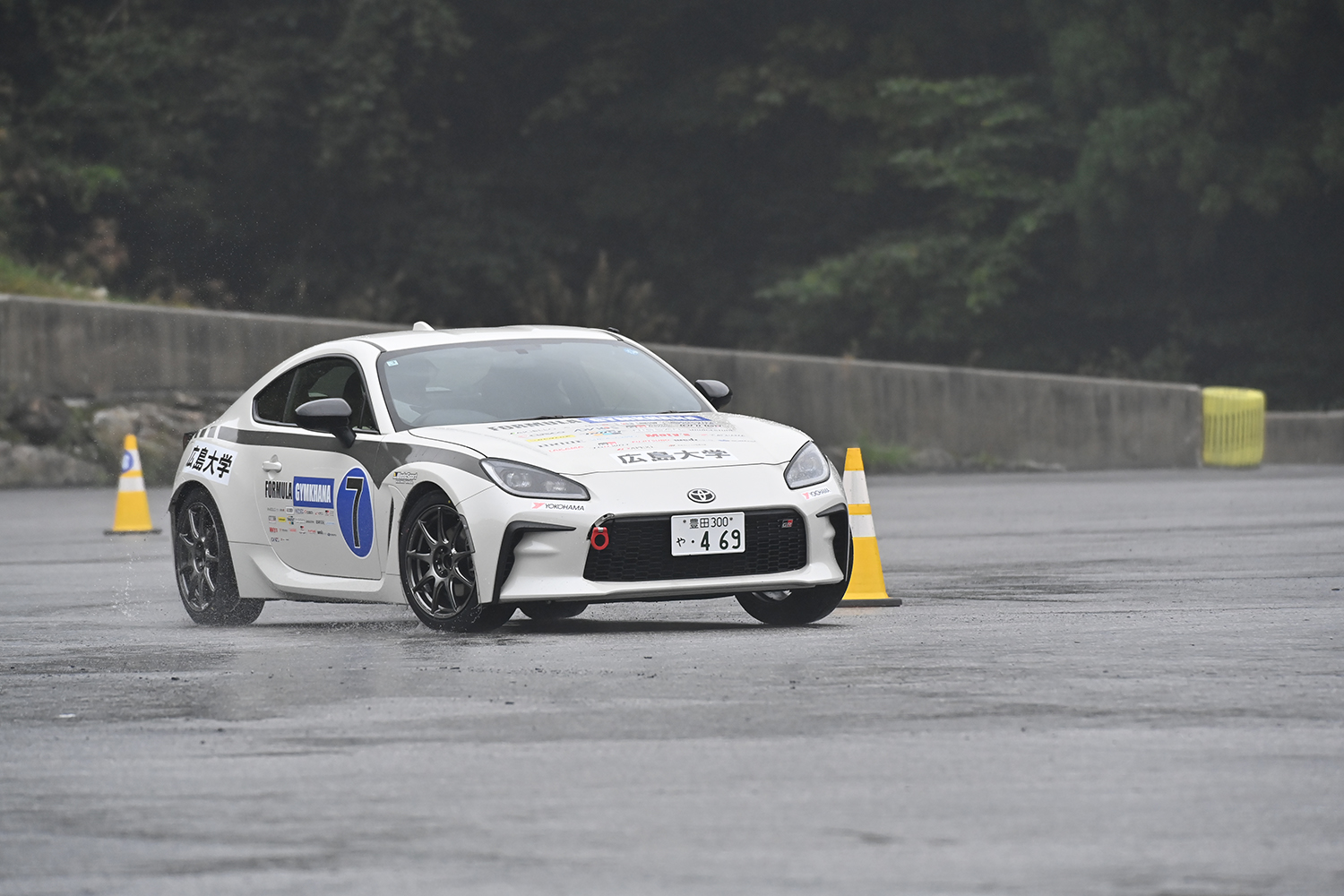 フォーミュラジムカーナRd.３奥伊吹モーターパークに挑む自動車部員たちの熱意