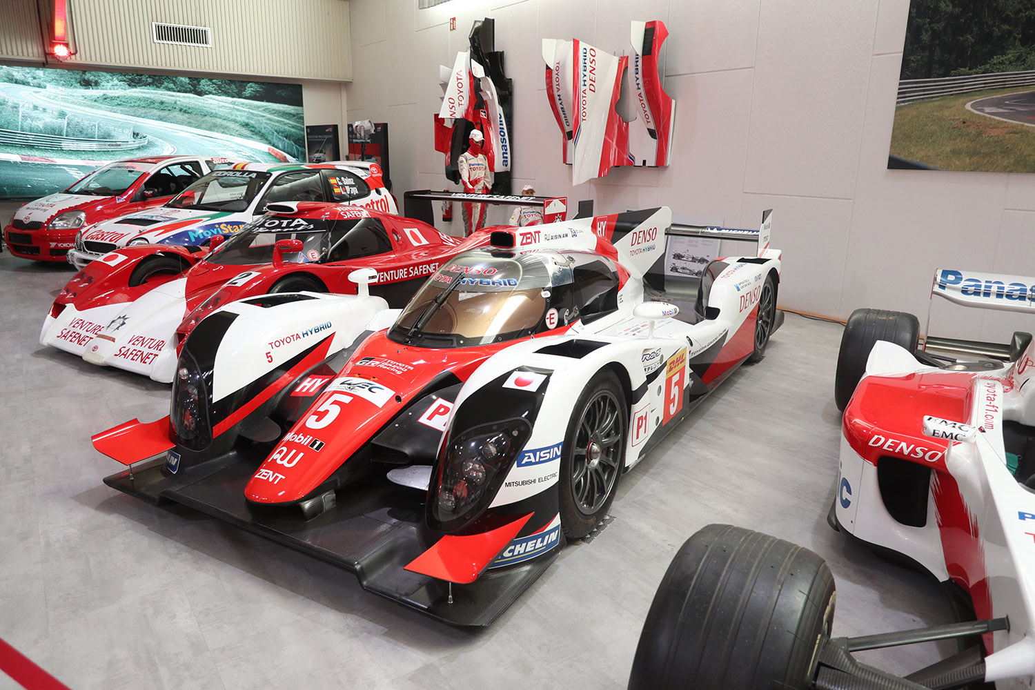 2016 Toyota TS050 Hybrid WEC Type TS050