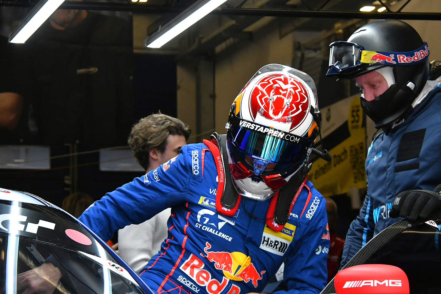ニュル24時間レースは嘘から生まれたＭ３ツーリングGT3のまさかの総合３位ゲットで大盛況【みどり独乙通信】 〜 画像39