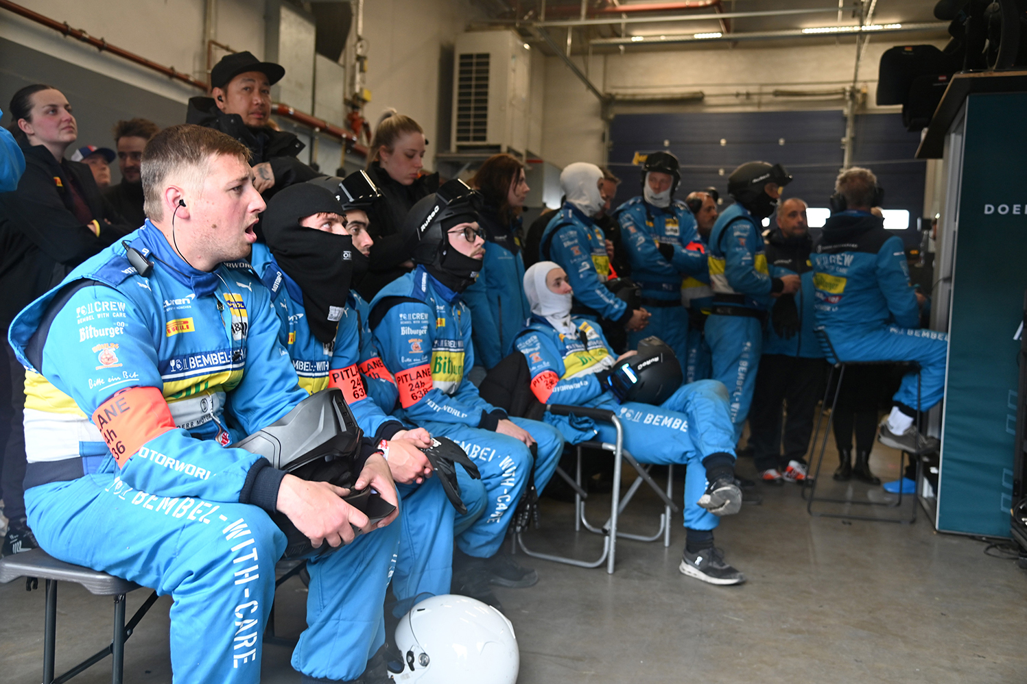 ニュル24時間レースは嘘から生まれたＭ３ツーリングGT3のまさかの総合３位ゲットで大盛況【みどり独乙通信】 〜 画像51