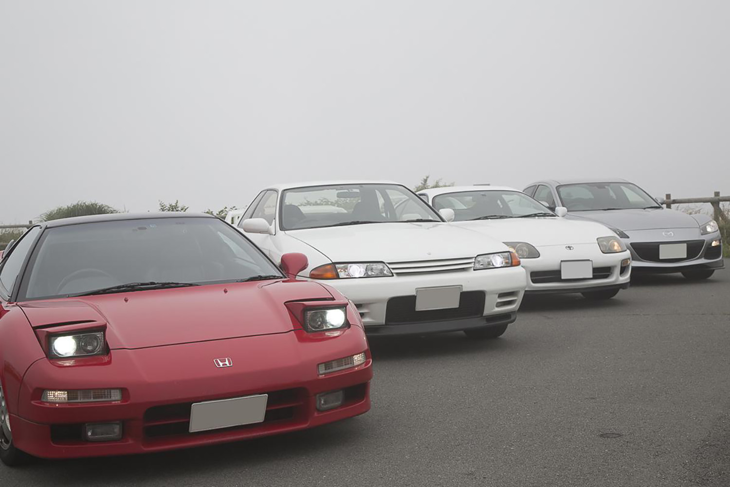 旧車のスポーツカー