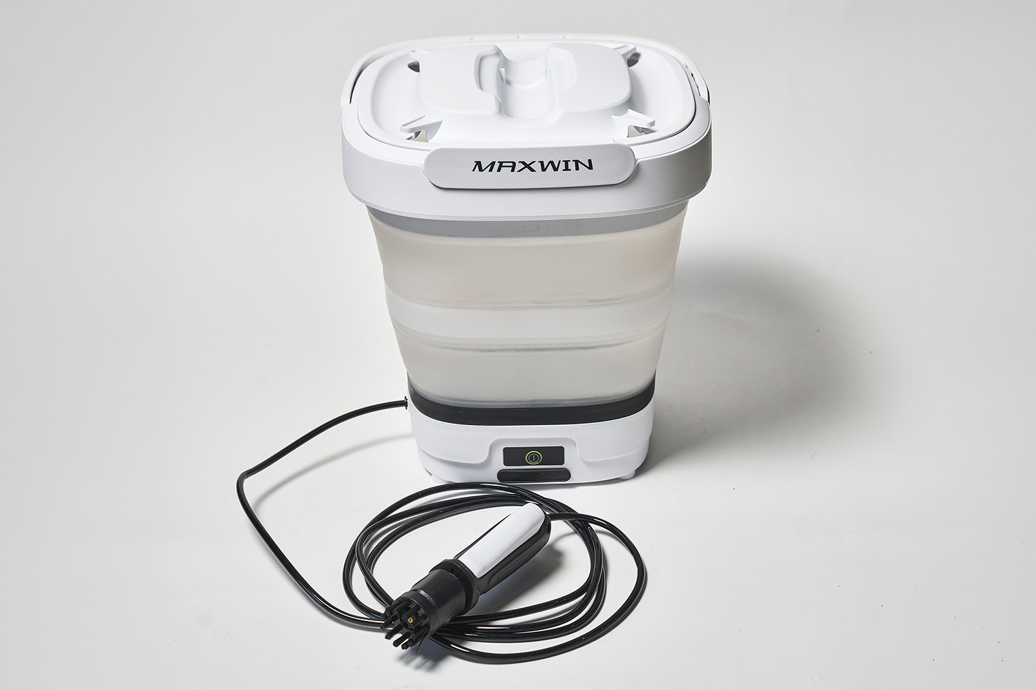 電源も水道もいらない「コードレス電動カー用品」の本当の実力を編集部員が試した 〜 画像10