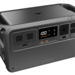 【画像】車中泊でドライヤーを使ったら故障!?　容量だけじゃダメな「ポータブル電源」を買うなら絶対に確認すべきこと 〜 画像3