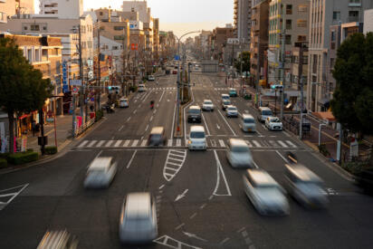 「無自覚なあおり運転」はなぜ起こるのか？　駐車や合流が苦手な人に欠けている“空間認識能力”