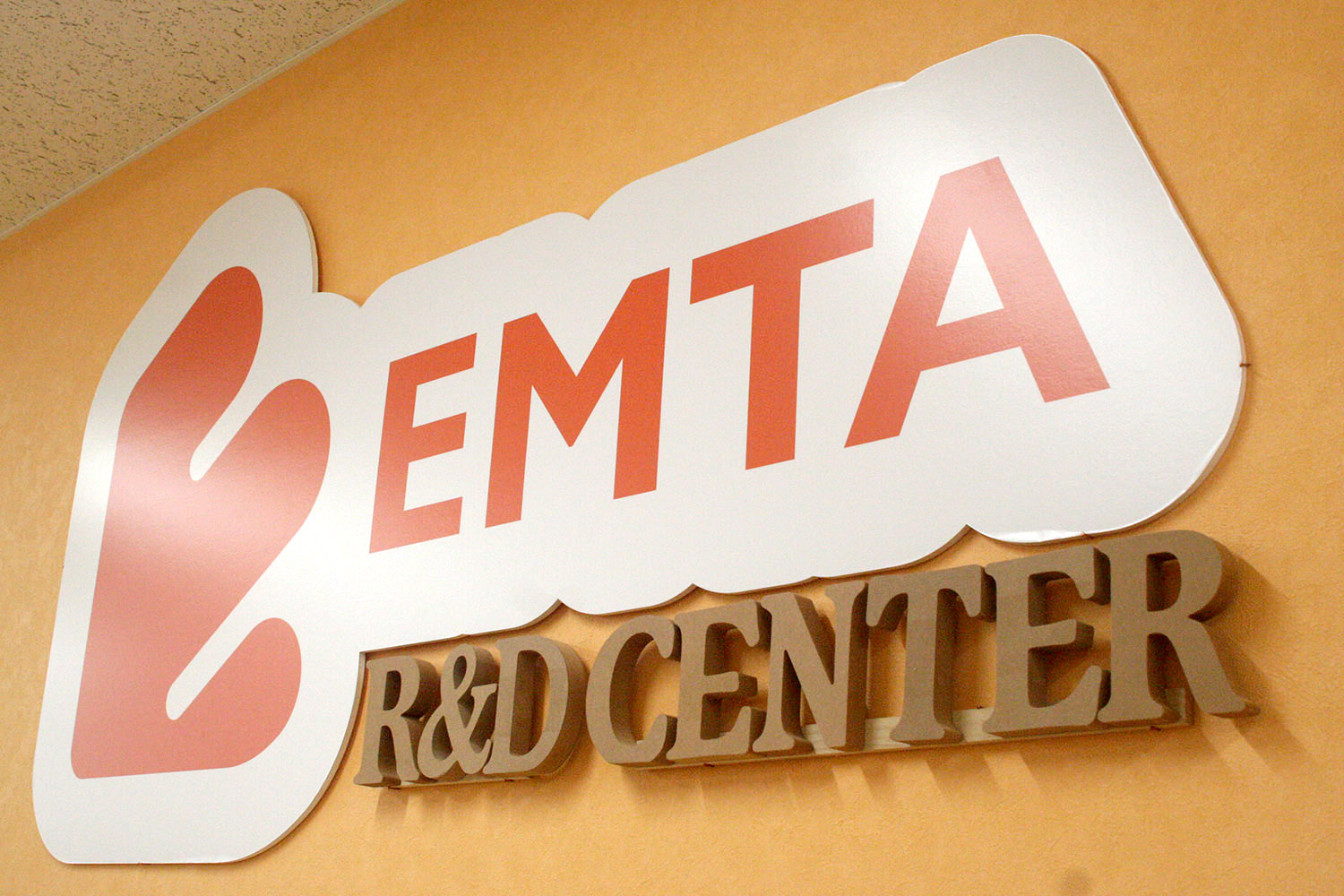 「ユニクロのような軽EV」を目指す日中タッグの新ブランド「EMTA」はEV市場を変えるのか 〜 画像12