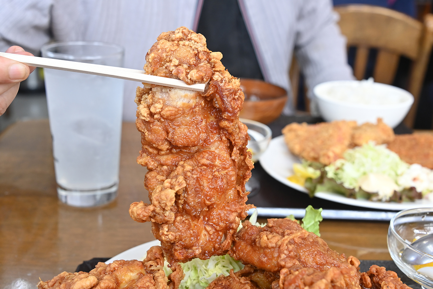 １個が普通の３個分はある「ますや食堂」の唐揚げが破壊力抜群だった【Ｐ専食堂】