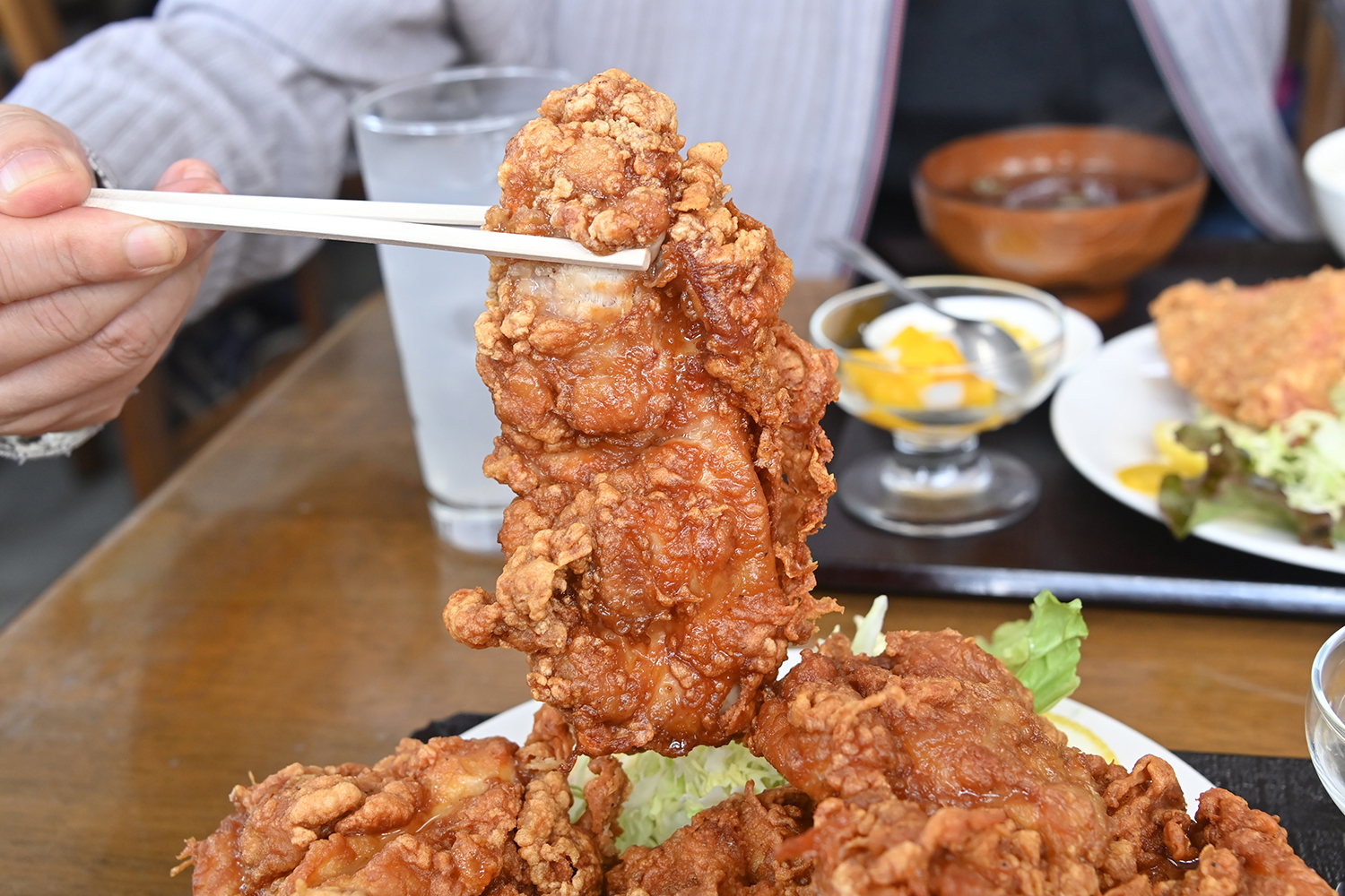 １個が普通の３個分はある「ますや食堂」の唐揚げが破壊力抜群だった【Ｐ専食堂】 〜 画像9