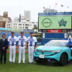 【画像】横浜スタジアムのベイスターズ戦は「リーフでリリーフ」！　新型リーフがベイスターズ仕様のリリーフカーに変身 〜 画像24