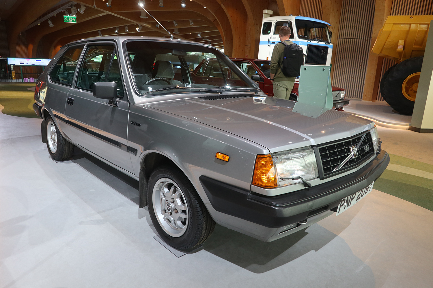 1976-91 Volvo 360 GLT 3-Door Hatch-Back