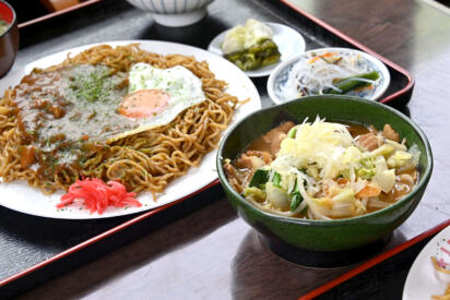 お祭り屋台より安いって天国かよ！　450円で焼きそばが食せる神食堂を茨城で発見!!【Ｐ専食堂】
