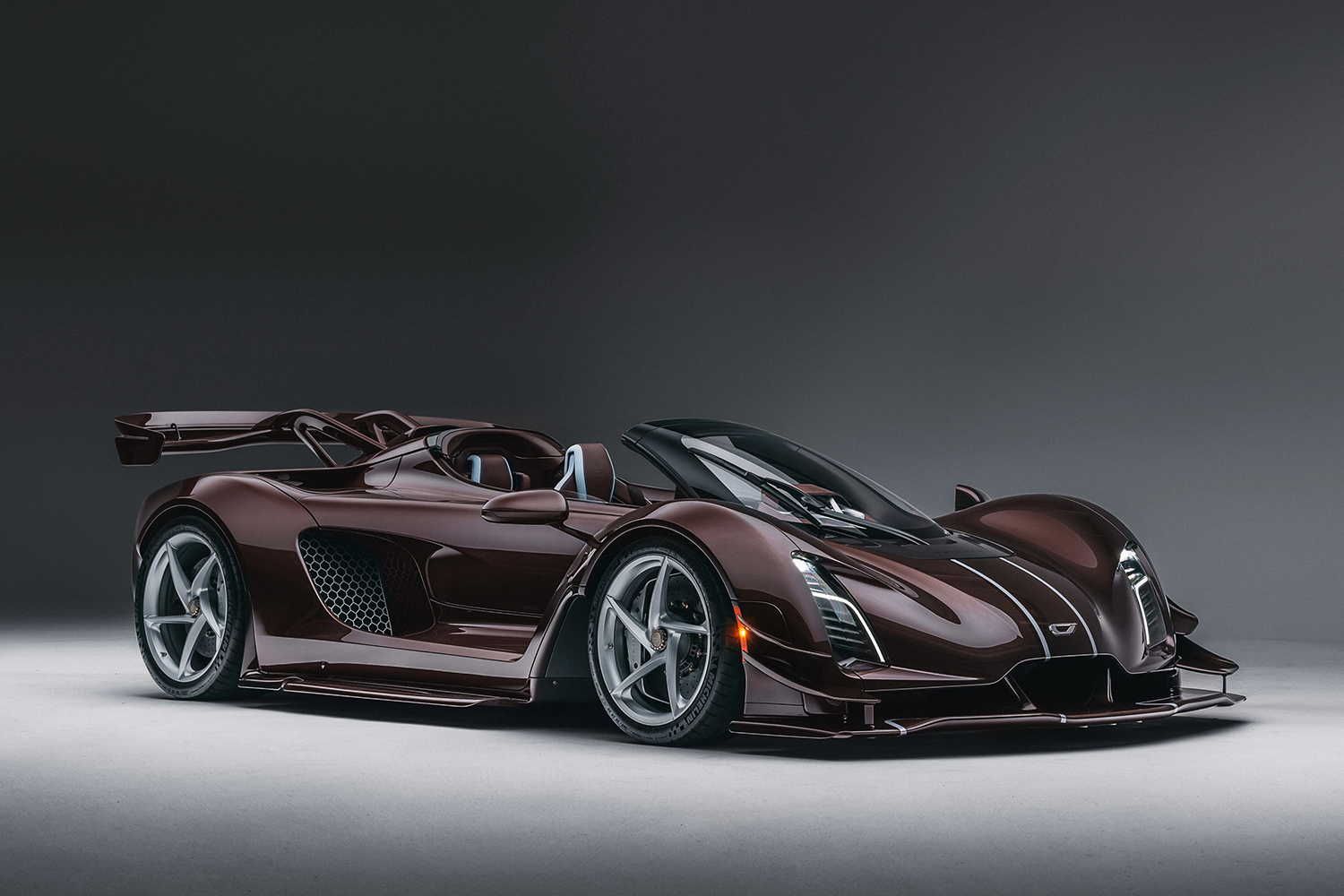 世界最速ハイパーカー「ジンガー21Cスパイダー」は1287馬力で約４億3000万円 〜 画像18